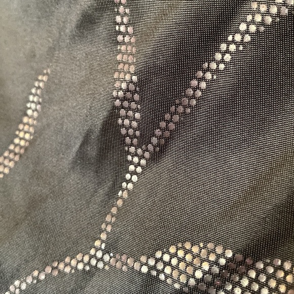 Wet Seal Vintage 90s club top black with black wet look design - Picture 4 of 6